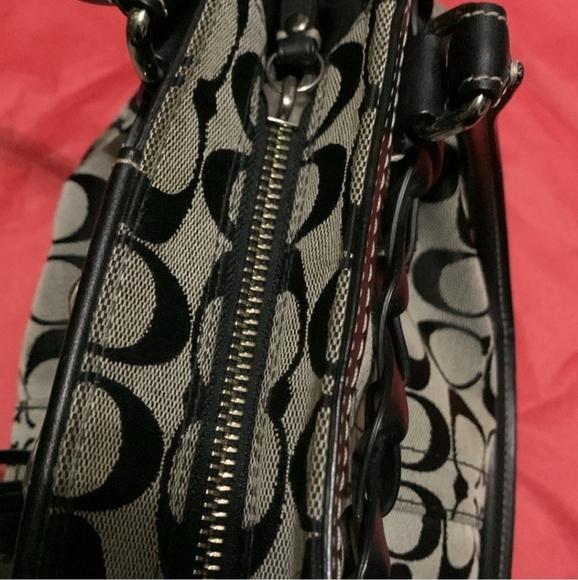 Coach Hampton Signature Jacquard - Picture 7 of 13